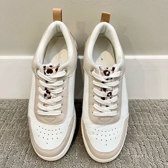 Universal Thread Leopard Shoe - Picture 3 of 7